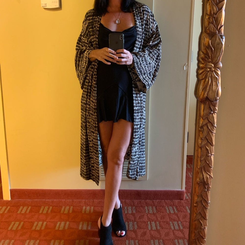 Free people black slip dress and kimono set kimono is reversible